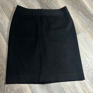 Banana Republic Black Skirt Stretch Like New Versatile Wear Anywhere Size 10